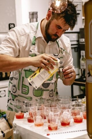bartender eventfotografering i Ikea